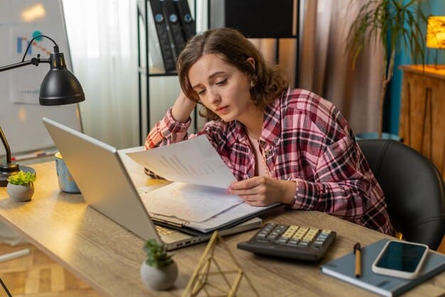 Create a Realistic Budget When Living Paycheck to Paycheck