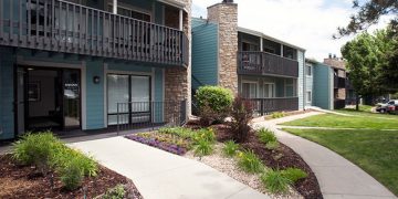 Guía de Apartamentos Baratos en EE.UU. affordable-apartment-for-rent-in-aurora-co-091916-1.jpg